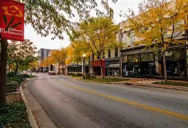 Richmond Indiana title company helping first-time homebuyers receive house keys at closing with local title agent
